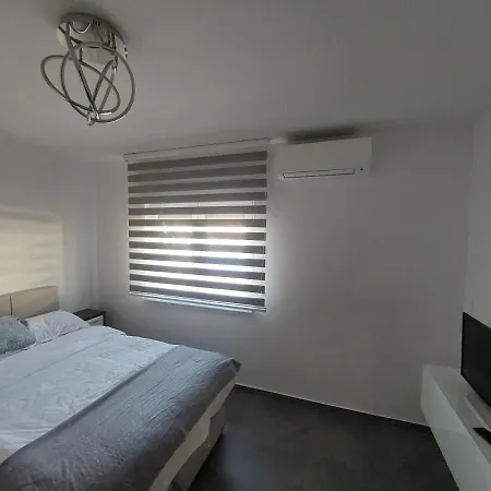 China Town Prenociste 2*