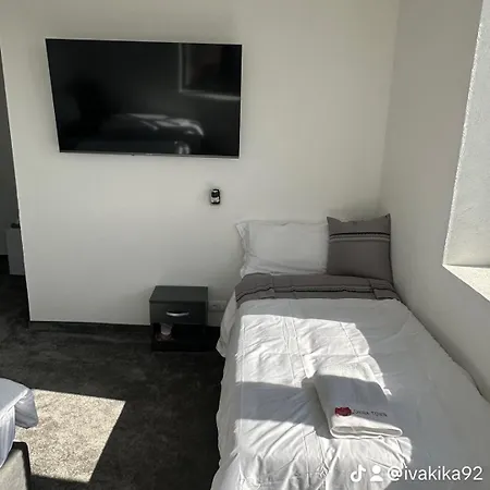 China Town Prenociste 2*