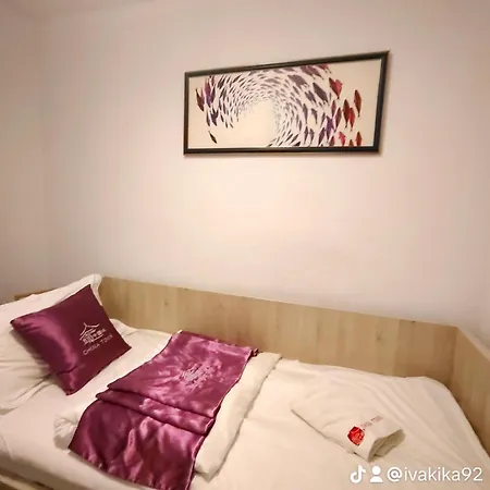 China Town Prenociste Hotel