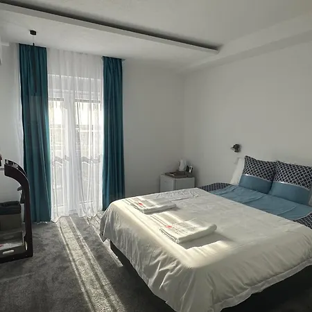 China Town Prenociste Hotel