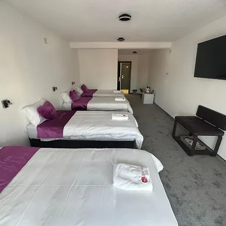 China Town Prenociste Hotel 2*