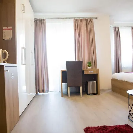 China Town Prenociste Hotel