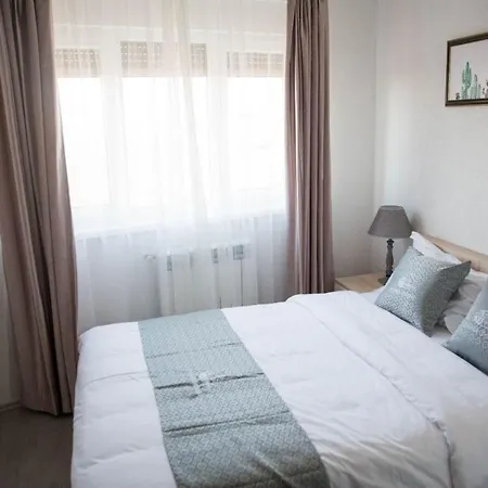 China Town Prenociste Hotel