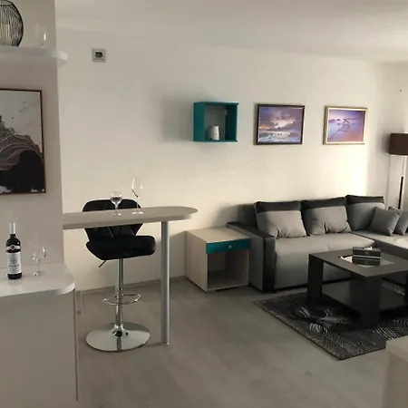 China Town Prenociste 2* Belgrad